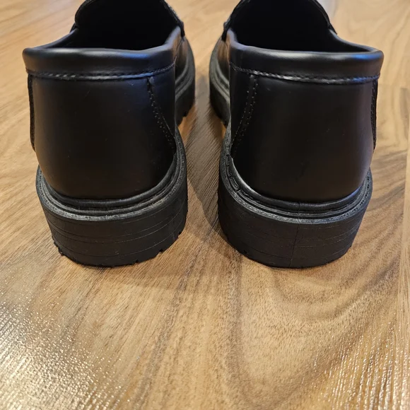 Boohoo Chunky Black Platform Loafers - Picture 8 of 8